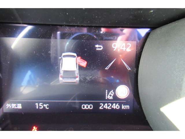 TOYOTA YARIS HYBRID 2020 Image 31