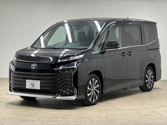 TOYOTA VOXY HYBRID 2023 Image 31