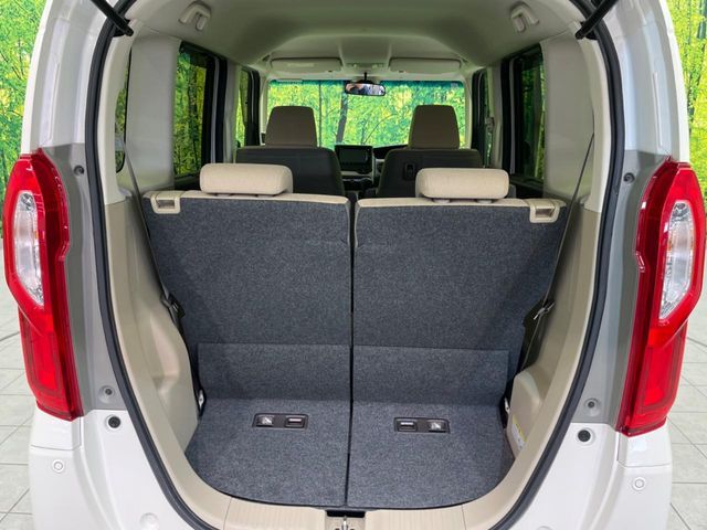 HONDA N BOX 2018 Image 31