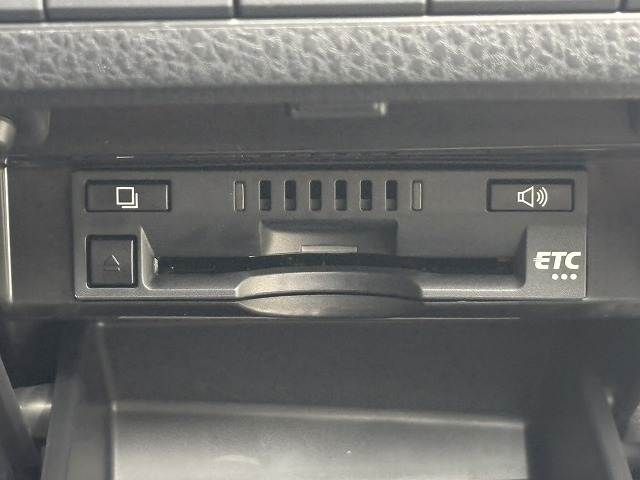 TOYOTA CAMRY HYBRID 2017 Image 31