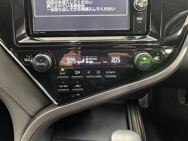 TOYOTA CAMRY HYBRID 2017 Image 31