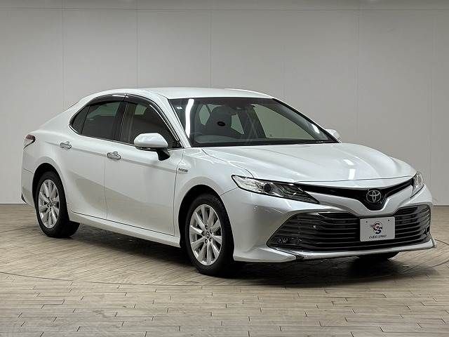 TOYOTA CAMRY HYBRID 2017 Image 31