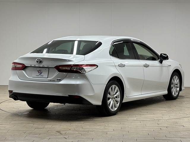 TOYOTA CAMRY HYBRID 2017 Image 31