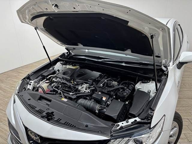 TOYOTA CAMRY HYBRID 2017 Image 31