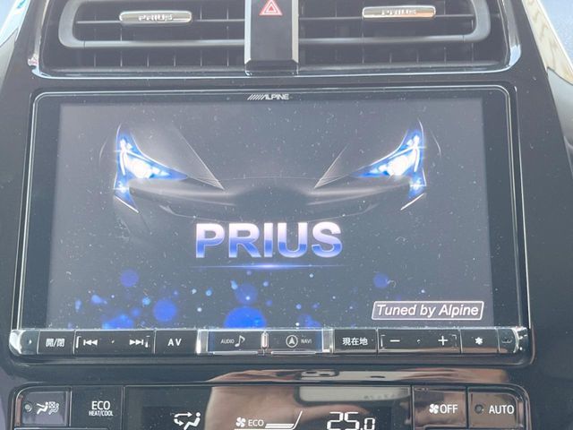 TOYOTA PRIUS 2017 Image 31