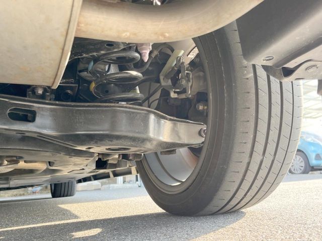 TOYOTA PRIUS 2017 Image 31