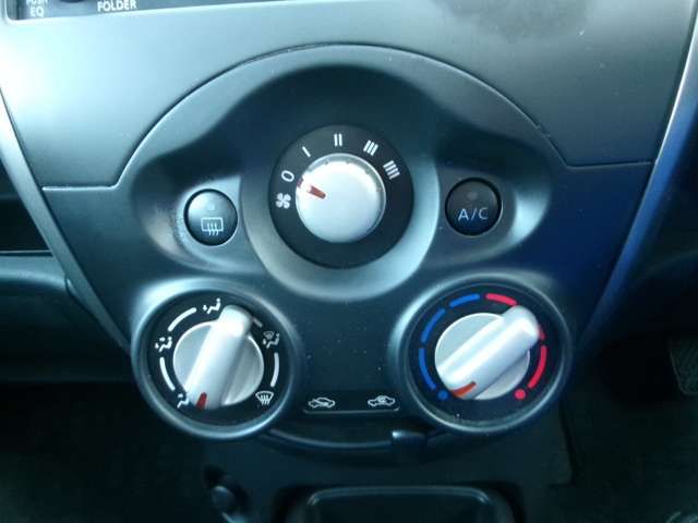 NISSAN MARCH 2015 Image 31