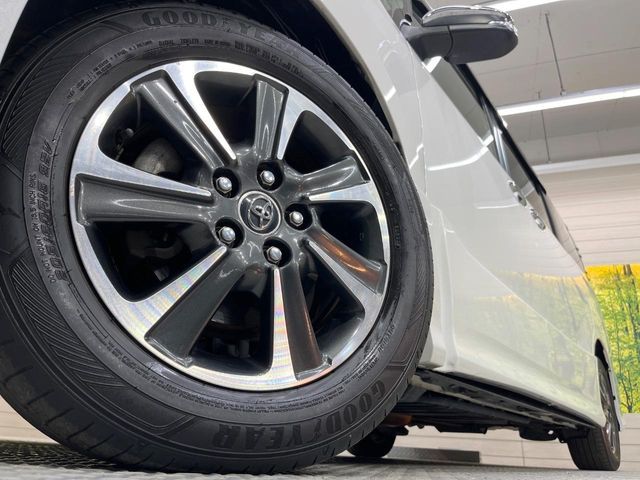 TOYOTA VOXY 2018 Image 31