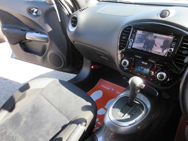 NISSAN JUKE 2017 Image 31