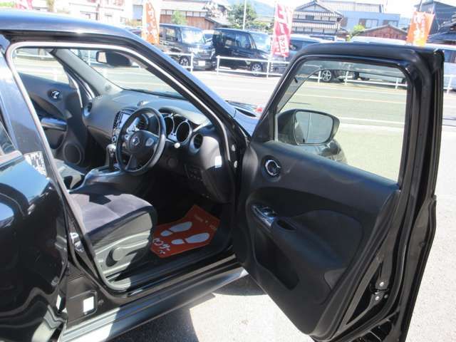 NISSAN JUKE 2017 Image 31