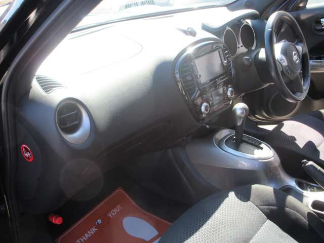 NISSAN JUKE 2017 Image 31