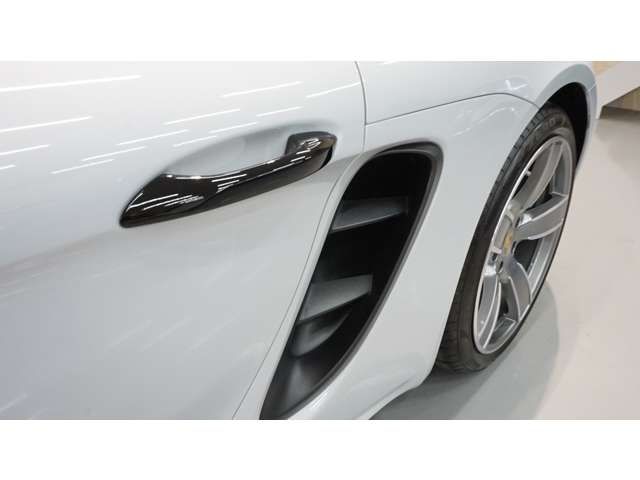 PORSCHE 718BOXSTER 2024 Image 31