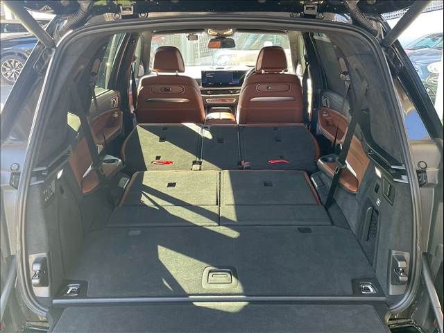 BMW X7 2023 Image 31