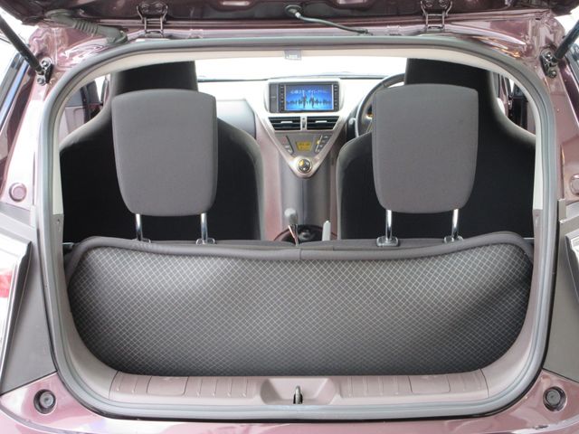 TOYOTA IQ 2008 Image 31