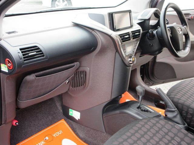 TOYOTA IQ 2008 Image 31
