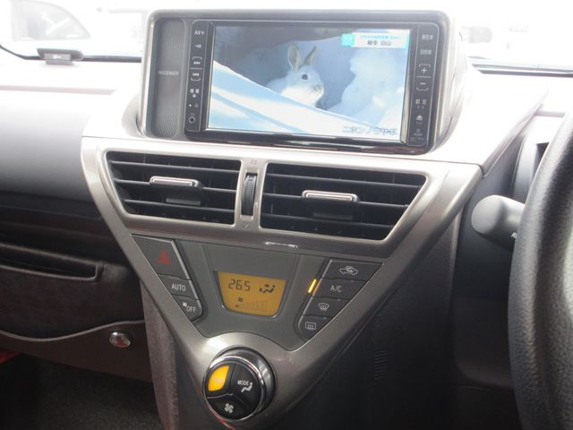 TOYOTA IQ 2008 Image 31