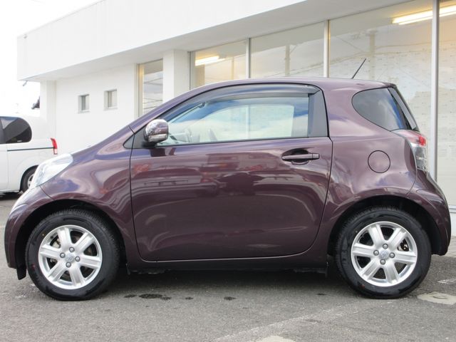 TOYOTA IQ 2008 Image 31