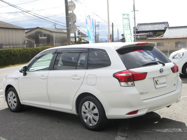 TOYOTA COROLLA FIELDER HYBR 2015 Image 31