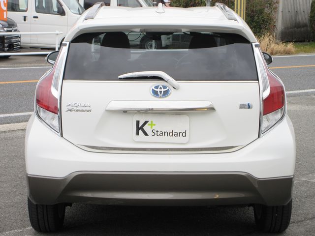 TOYOTA AQUA 2015 Image 31