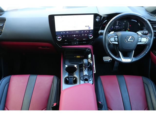 TOYOTA LEXUS NX350H 2023 Image 31