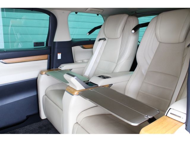 TOYOTA ALPHARD 2019 Image 31