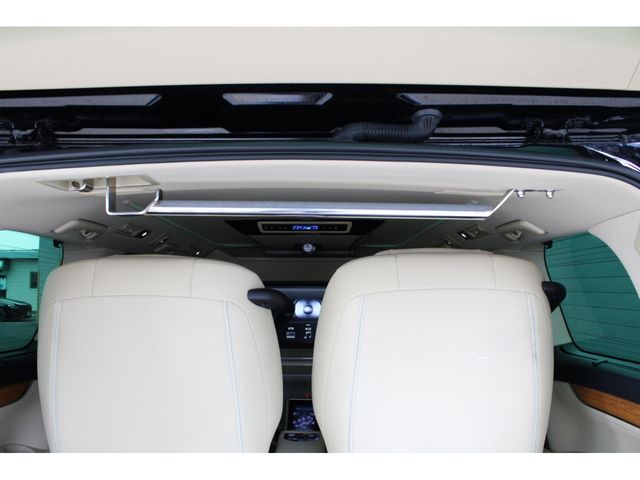 TOYOTA ALPHARD 2019 Image 31