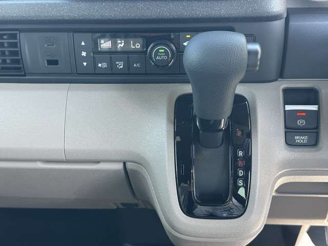 HONDA N BOX JOY 2025 Image 31