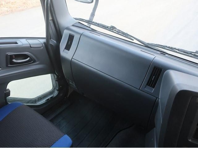 ISUZU GIGA 2018 Image 31