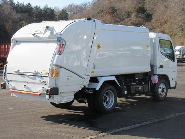 MITSUBISHI CANTER 2025 Image 31
