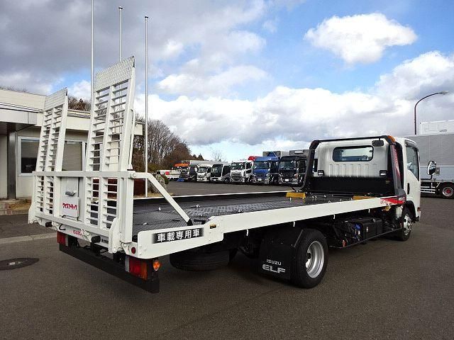 ISUZU ELF 2022 Image 31