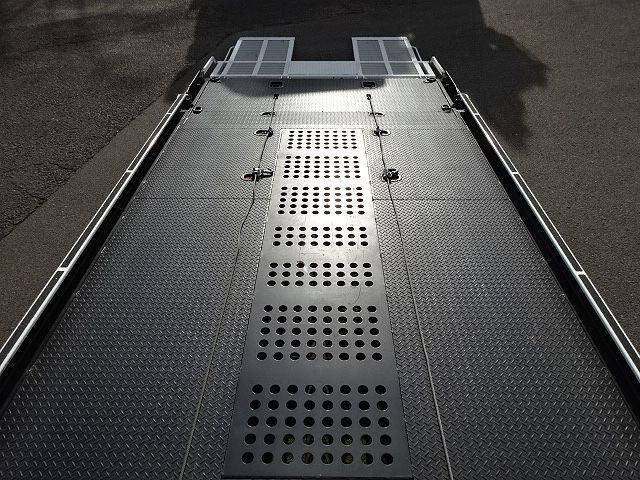 ISUZU ELF 2022 Image 31