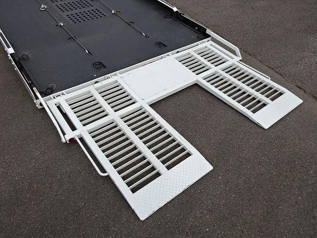 ISUZU ELF 2022 Image 31