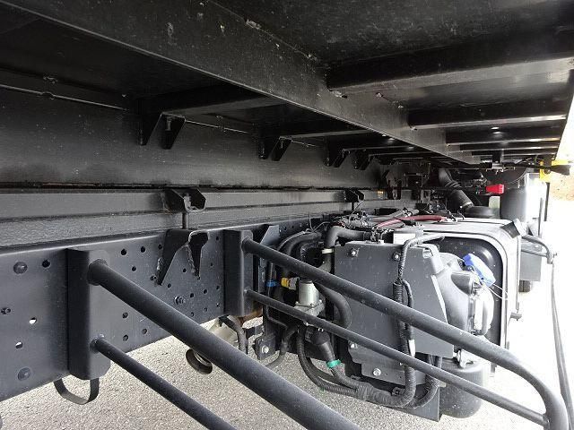 ISUZU ELF 2022 Image 31