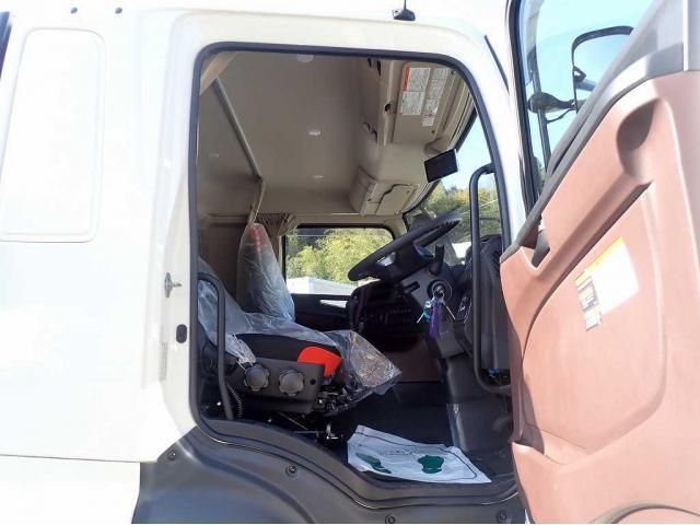 HINO PROFIA 2025 Image 31