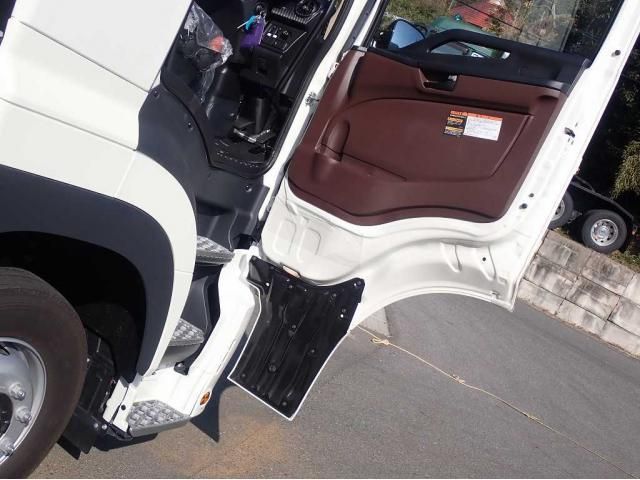 HINO PROFIA 2025 Image 31