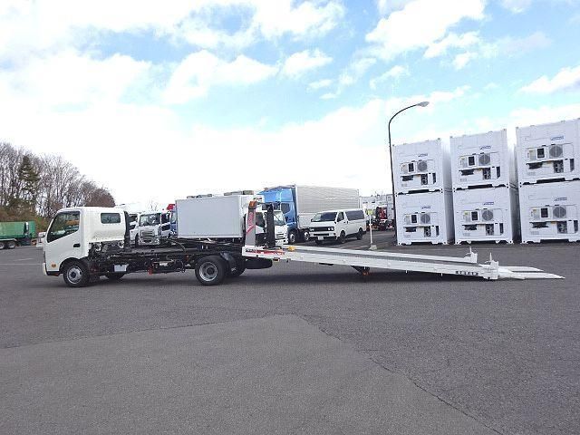 HINO DUTRO 2025 Image 31