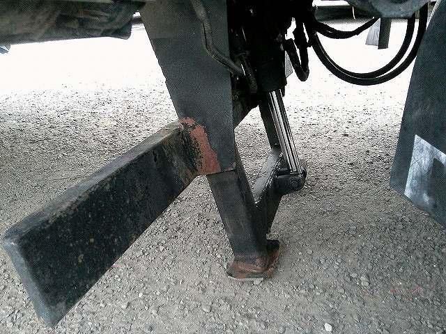 ISUZU ELF 1995 Image 31