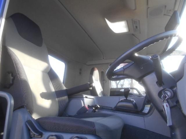 MITSUBISHI FUSOU SUPER GREAT 2017 Image 31