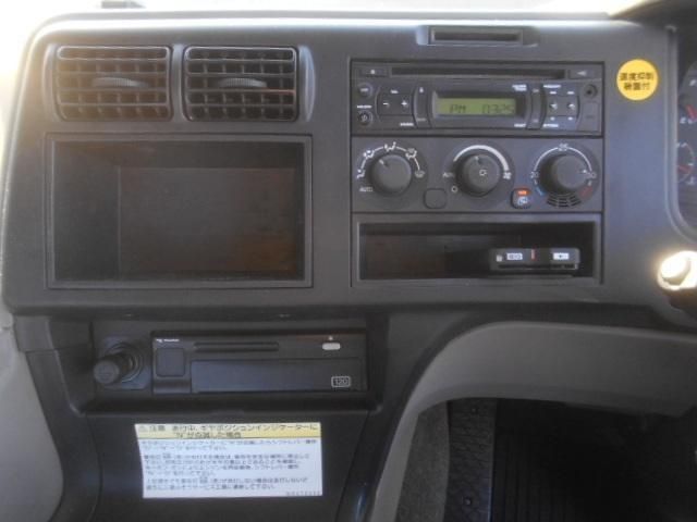 MITSUBISHI FUSOU SUPER GREAT 2017 Image 31