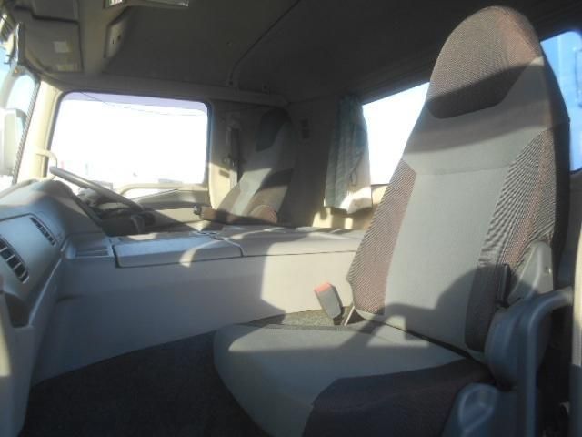 MITSUBISHI FUSOU SUPER GREAT 2017 Image 31