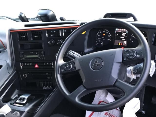 MITSUBISHI FUSOU SUPER GREAT 2025 Image 31