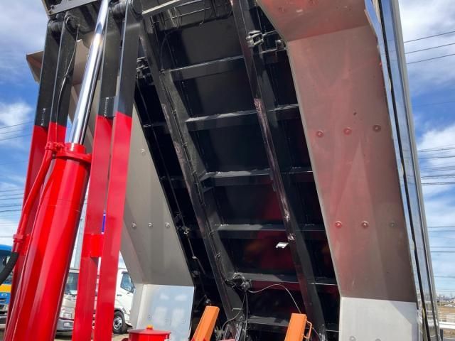 MITSUBISHI FUSOU SUPER GREAT 2025 Image 31