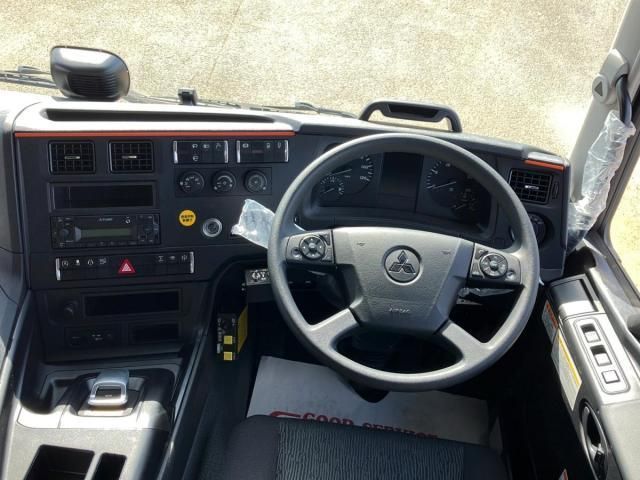 MITSUBISHI FUSOU SUPER GREAT 2025 Image 31