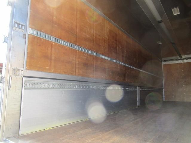 HINO PROFIA 2015 Image 31