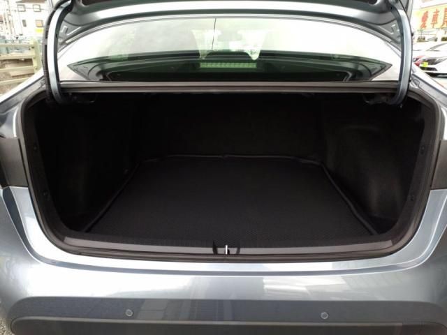 TOYOTA COROLLA SEDAN 2019 Image 31