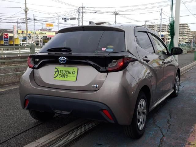 TOYOTA YARIS HYBRID 2020 Image 31