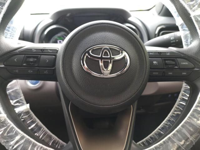 TOYOTA YARIS HYBRID 2020 Image 31