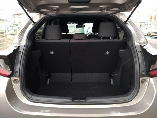 TOYOTA YARIS HYBRID 2020 Image 31