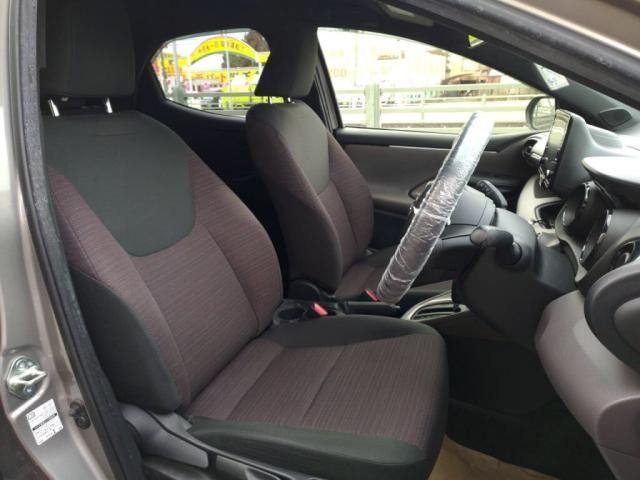 TOYOTA YARIS HYBRID 2020 Image 31