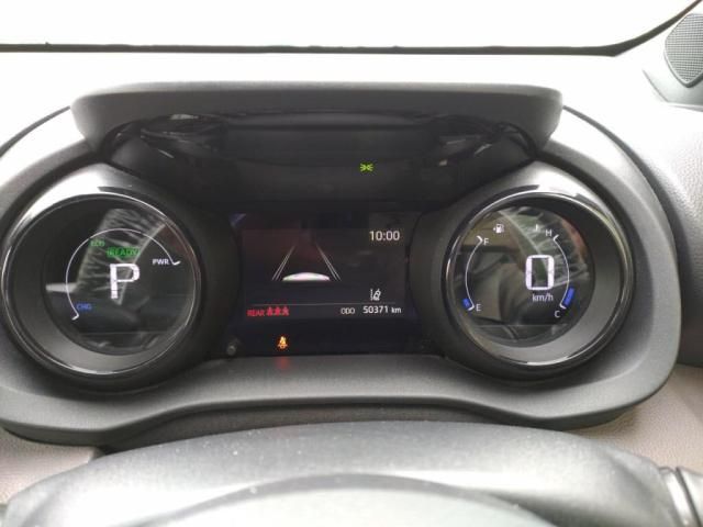 TOYOTA YARIS HYBRID 2020 Image 31